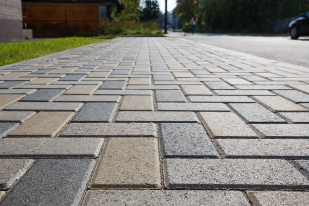 Best Local Driveway Pavers  in Litchfield, IL